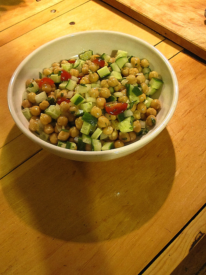 Garbanzo_salad