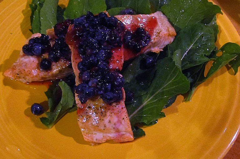 Salmon_blueberries